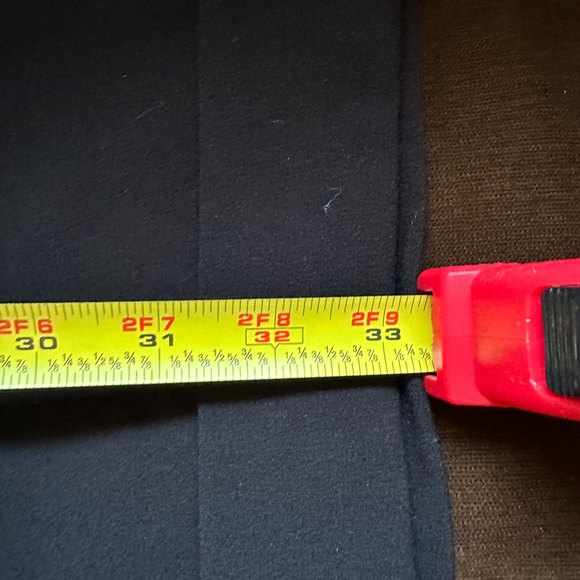 Chicos Black Capri Dress Pants  Roll Tab Cuff Sz 1.5 Zipper Front Pockets - Picture 10 of 14